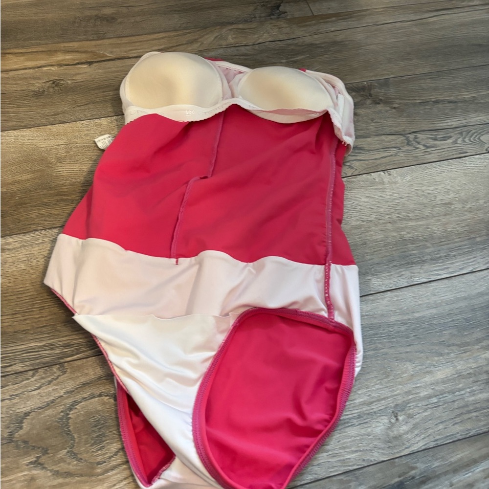 Pink Ruched One Piece Swimsuit Ruffle Front Tummy Control Size 10 - Picture 7 of 7